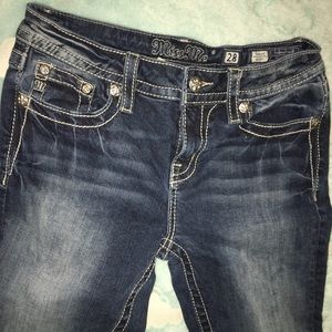 miss me boot cut jeans size 28. 31 inches inseam